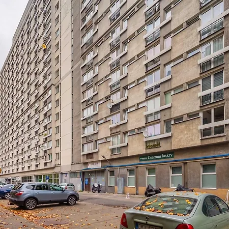 Cozy Pet-friendly In Downtown By Renters Apartmán Varšava